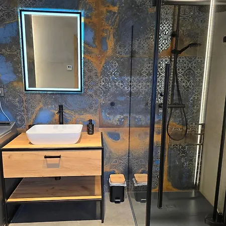 Lomnicka 59 * Jelení Hora